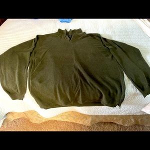 Izod Green long sleeve shirt